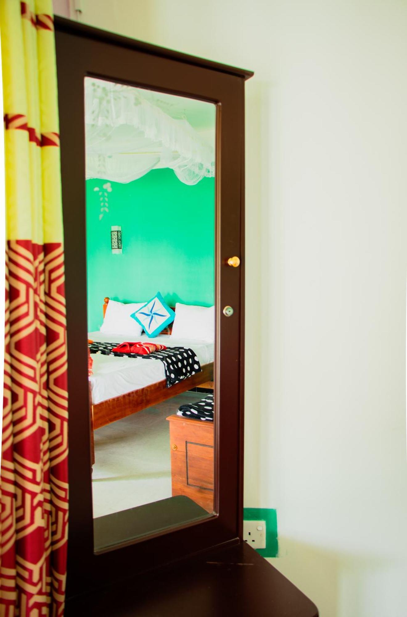 The Sunshine Ella Apartment Bagian luar foto