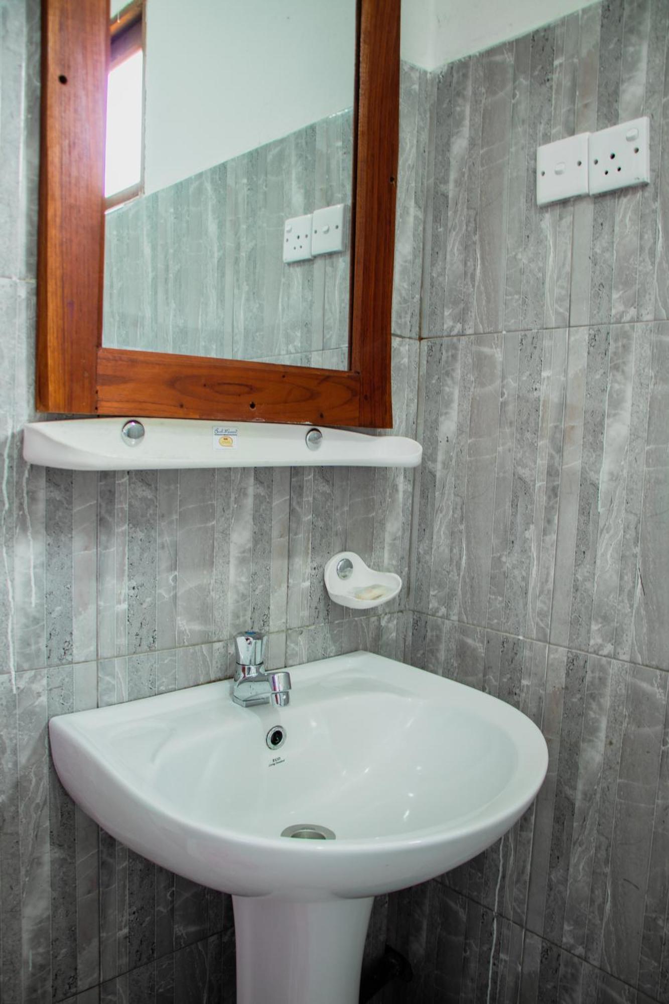 The Sunshine Ella Apartment Bagian luar foto