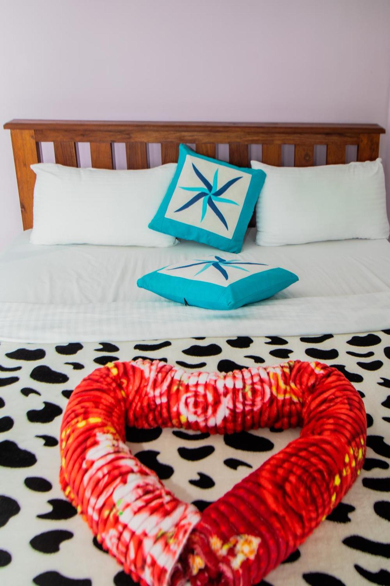The Sunshine Ella Apartment Bagian luar foto